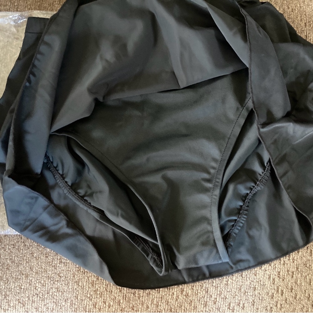 Ruby Ribbon Black Swim Skirt size 8 - Picture 2 of 9